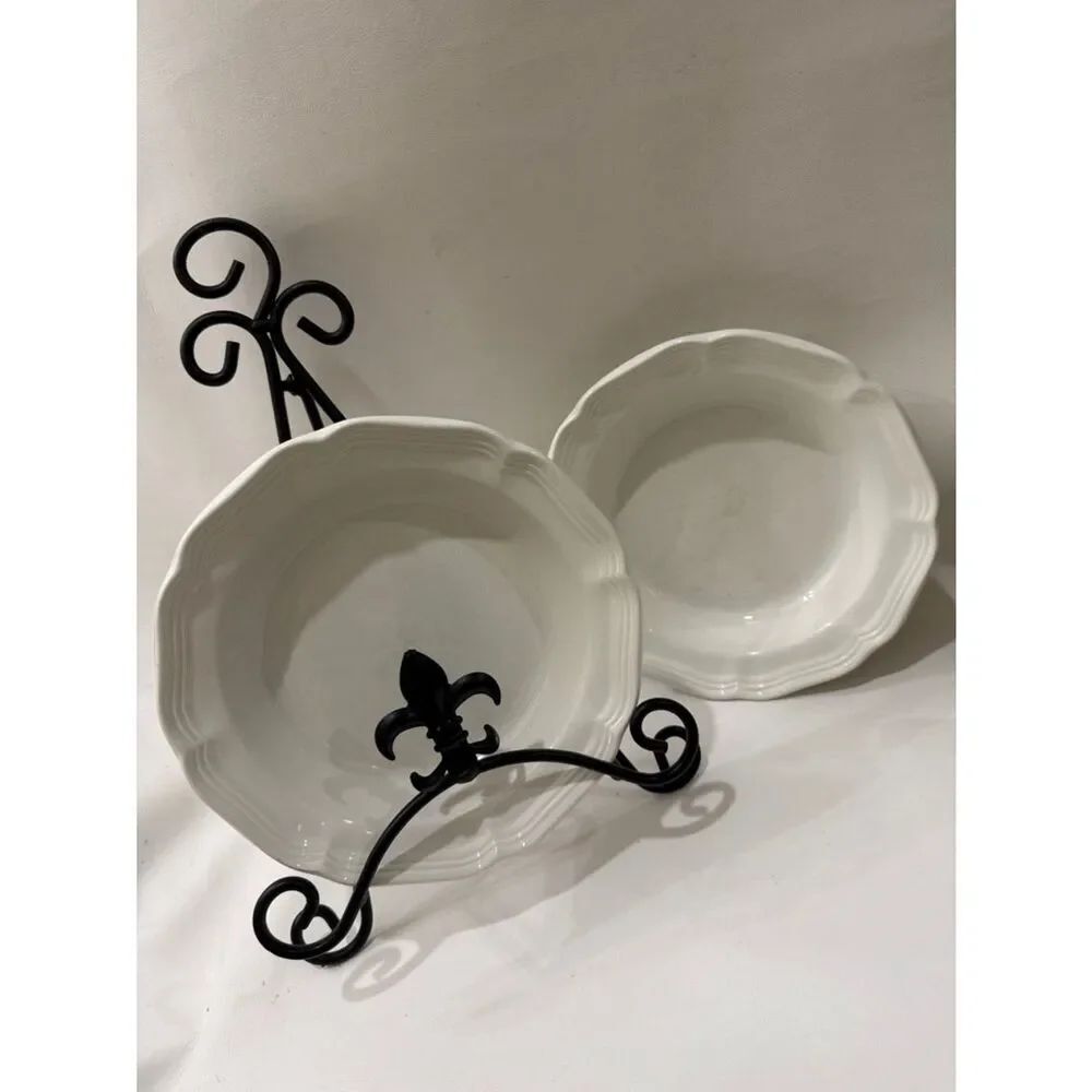 Mikasa French Countryside White Scalloped 2 Ceramic Soup Cereal Bowls F9000